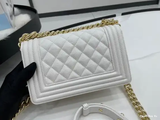 First Bag Ru BAG BOY CHANEL 0513